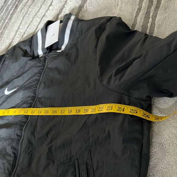 Nike Women’s Dugout Bench Jacket - Picture 11 of 16